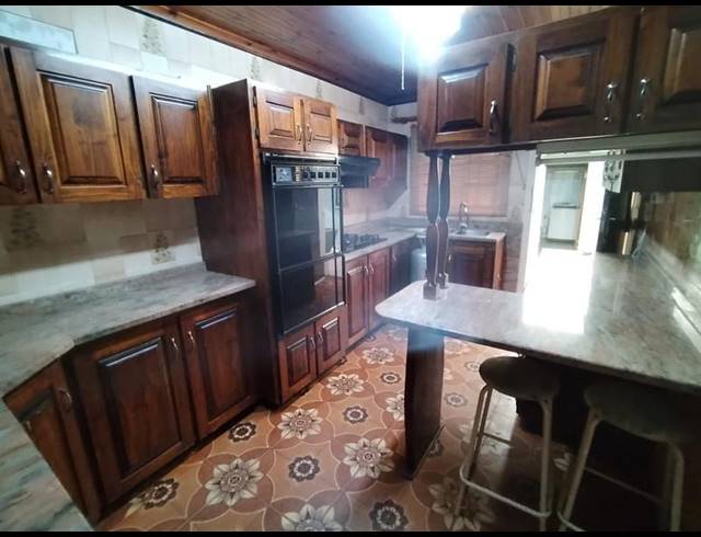 3 BEDROOM HOUSE FOR SALE IN NORTHCROFT